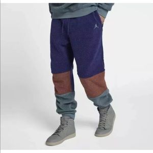 Jordan Pants - Nike Jordan Sportswear Sherpa Jogger Pants Size L Jordan Pants - Nike Jordan Sportswear Sherpa Jogger Pants Size L